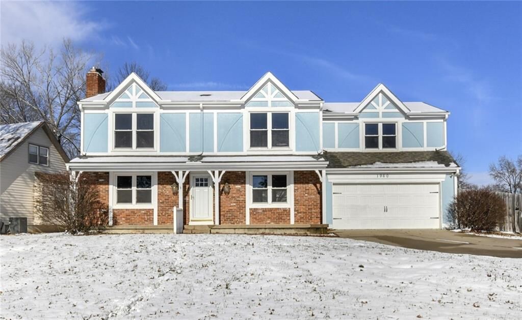 Property Photo:  1960 E Jamestown Drive  KS 66062 