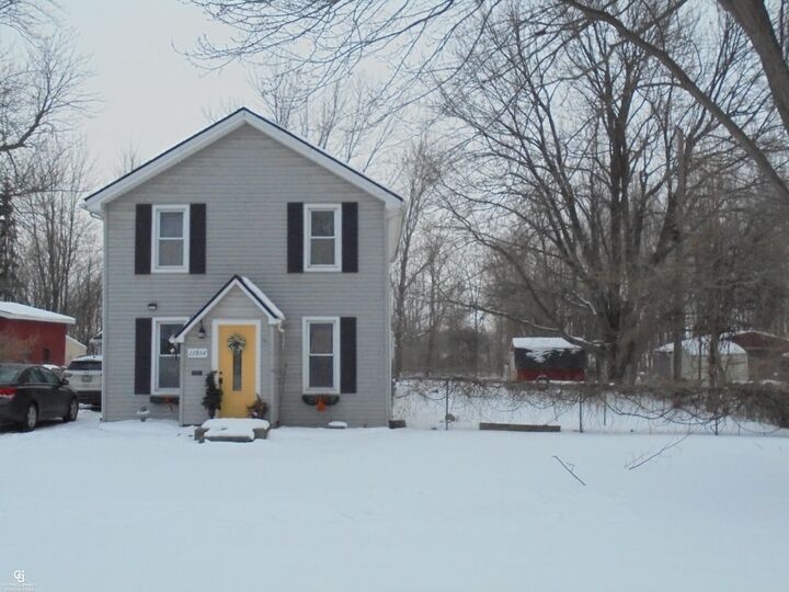 Property Photo:  13864 Hough Road  MI 48002-3909 