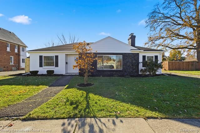 Property Photo:  1683 Pagel Avenue  MI 48146 
