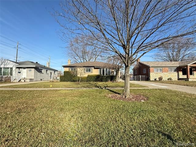 Property Photo:  32742 Avondale Street  MI 48186 