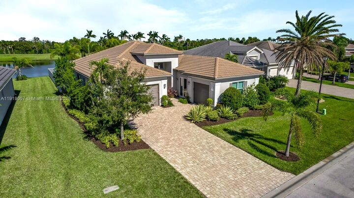 10729 SW Matisse Ln  Port St. Lucie FL 34987 photo