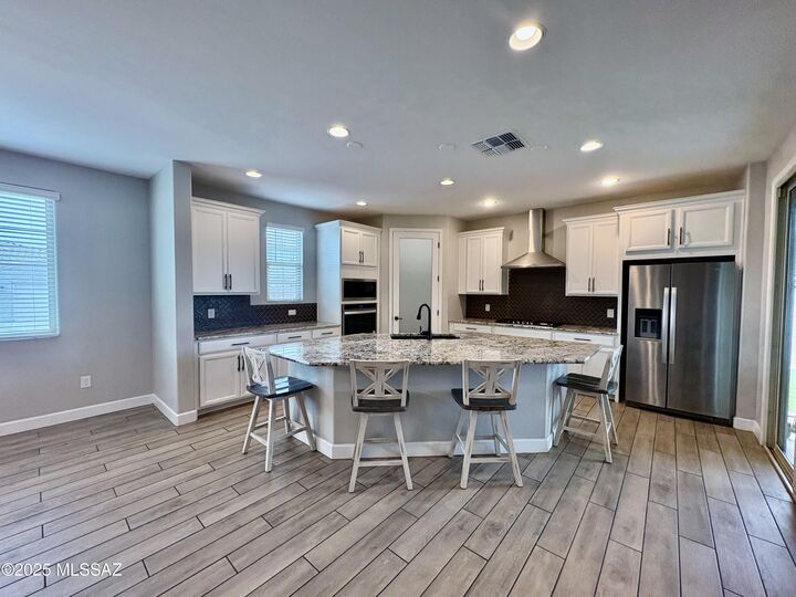 Property Photo:  9709 E Holbert Trail  AZ 85747 