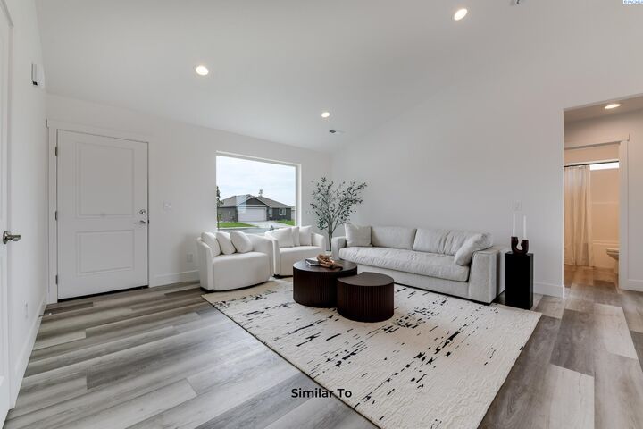 Property Photo:  6809 Bluegill Ln  WA 99301 