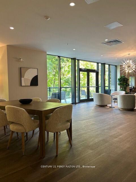 Photo de la propriété: 1100 Lackner Place 305 ON N2A 0M1