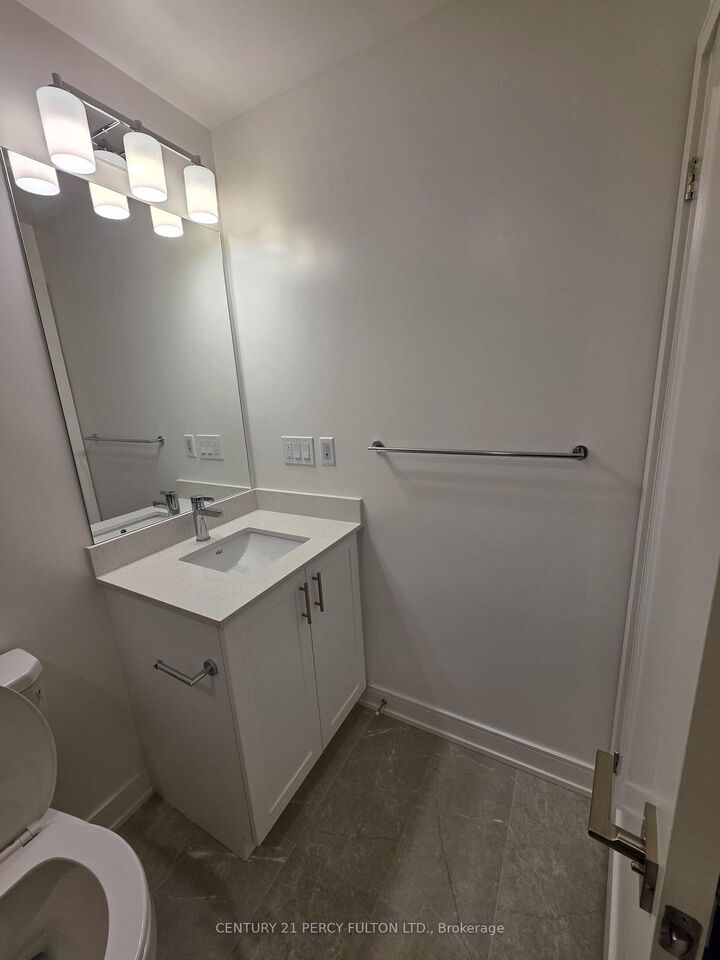 Property Photo:  705 Davis Drive 312  ON L3Y 0J1 