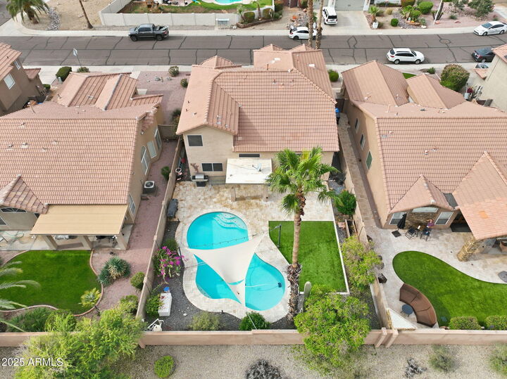 Property Photo:  16815 S 24th Place  AZ 85048 