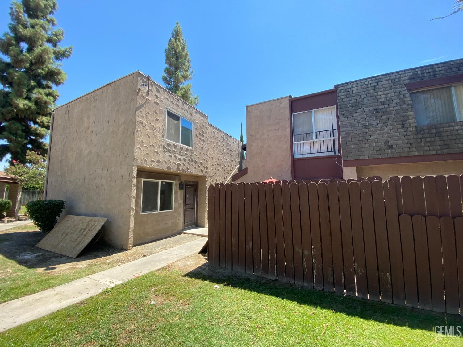 Property Photo: 5900 Almendra Avenue C CA 93309