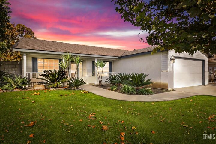 5618 Sicily Court  Bakersfield CA 93308 photo