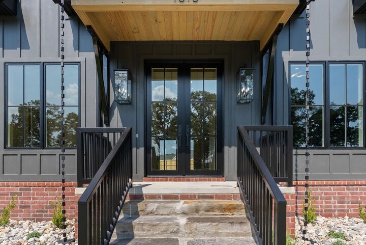 Property Photo: 1615 Nantucket Drive AR 72034