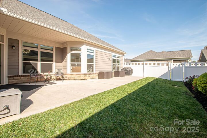 Property Photo:  1022 Galloway Drive  NC 28104 