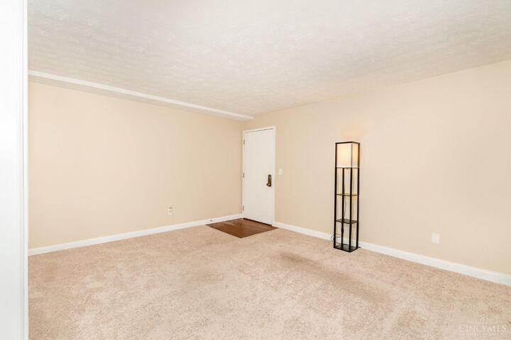 Property Photo: 4070 Independence Drive OH 45255
