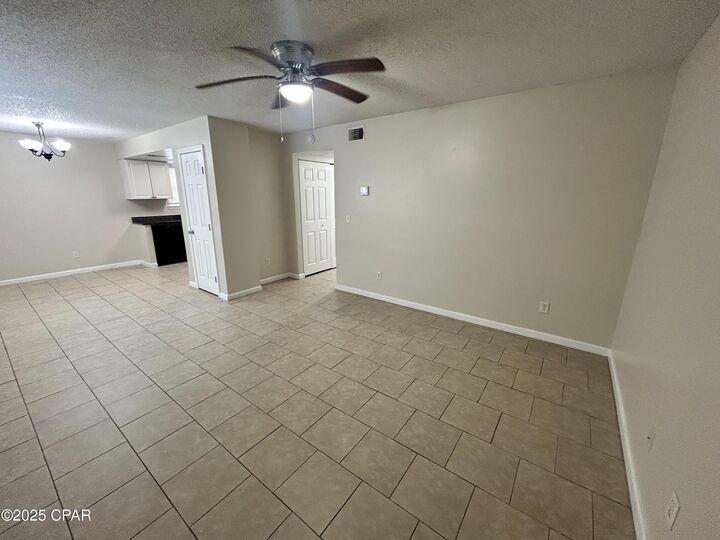 Property Photo: 3914 E 11th Street 602 FL 32404
