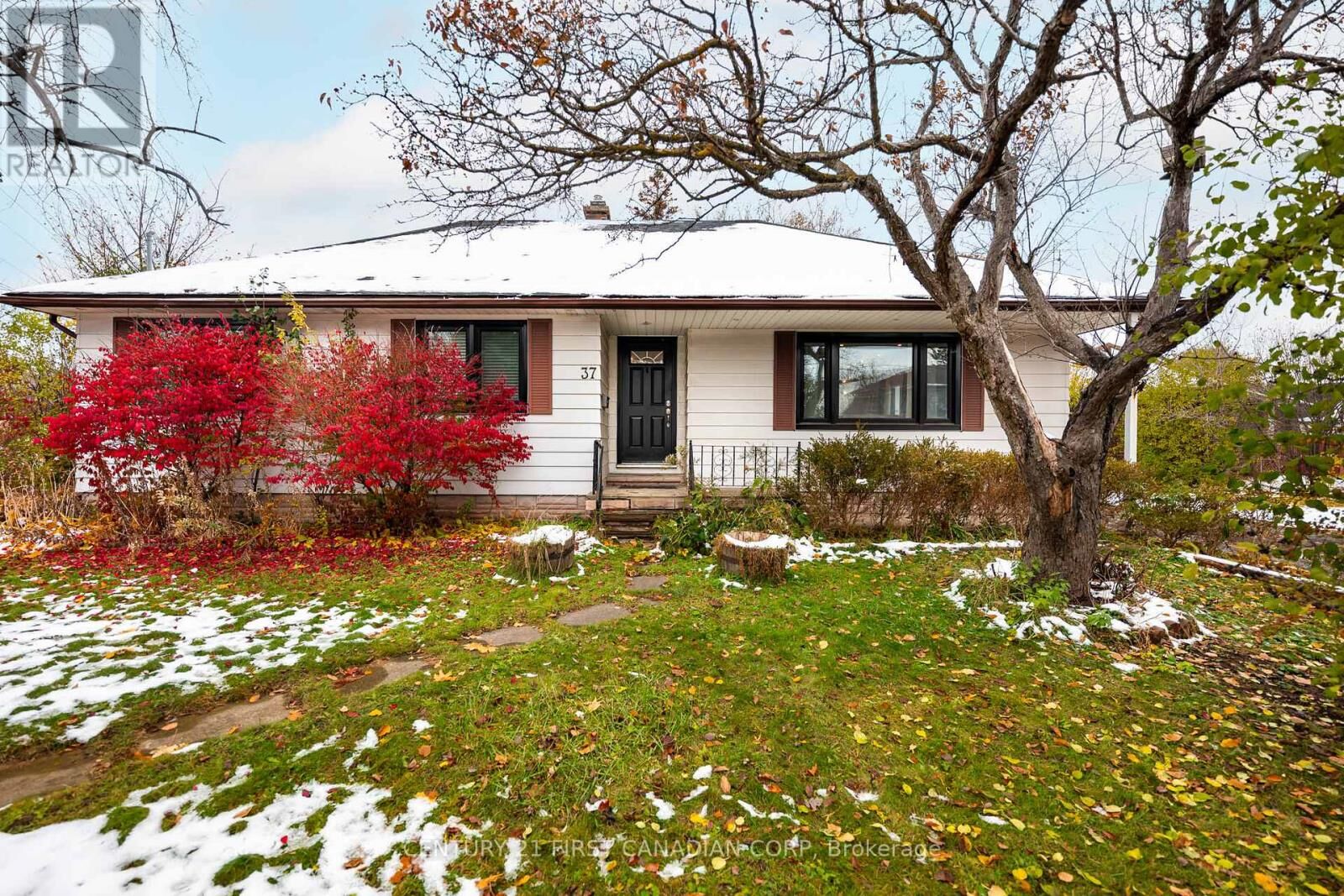 Property Photo:  37 McLaughlin Road North  ON L6X 1Y9 