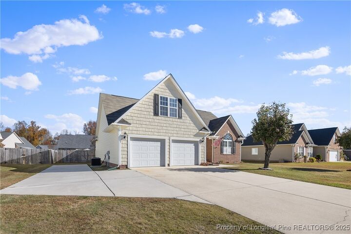 Property Photo:  225 Hogart Street  NC 28376 