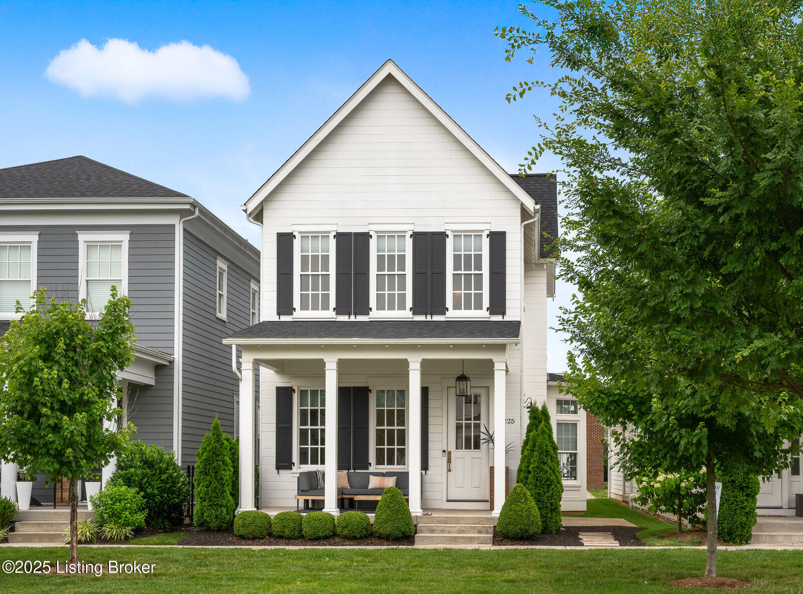 Property Photo:  6225 Mistflower Cir  KY 40059 