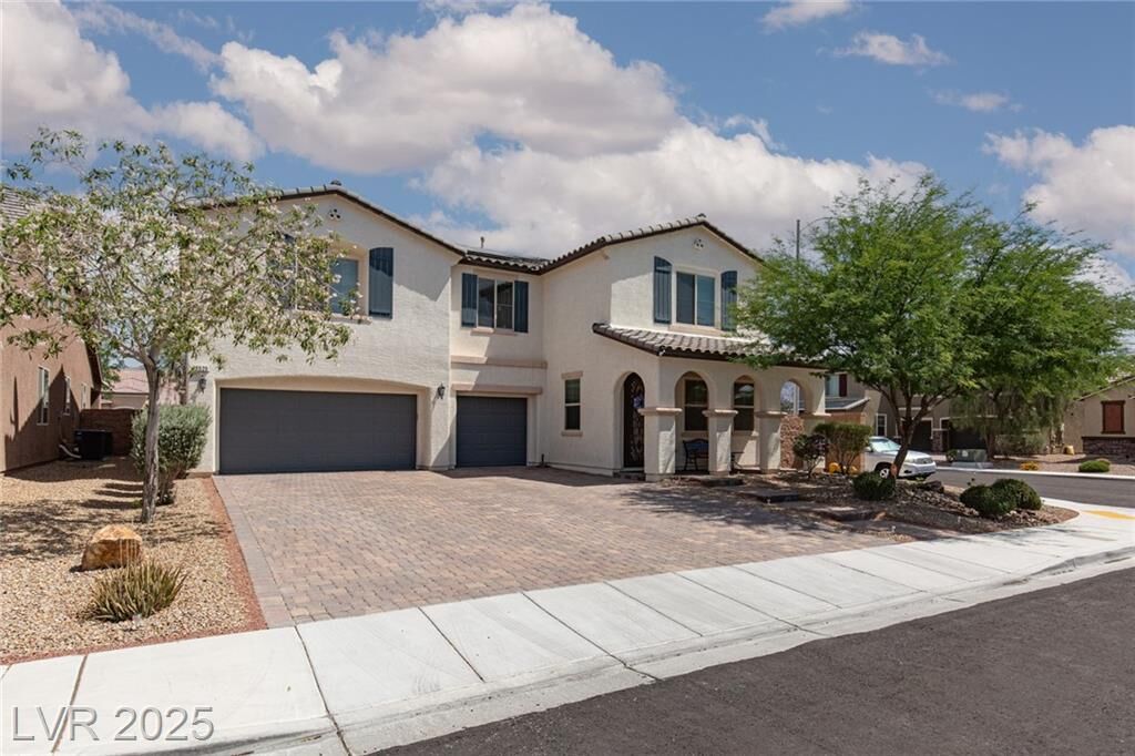 Property Photo: 5520 Bruin Lakes Street NV 89131