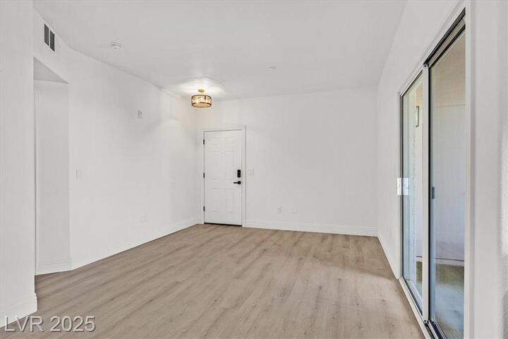 Property Photo: 830 Carnegie Street 1123 NV 89052