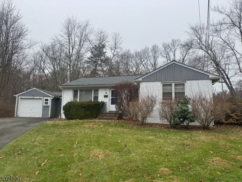 Property Photo: 41 Eaton Ct NJ 07922