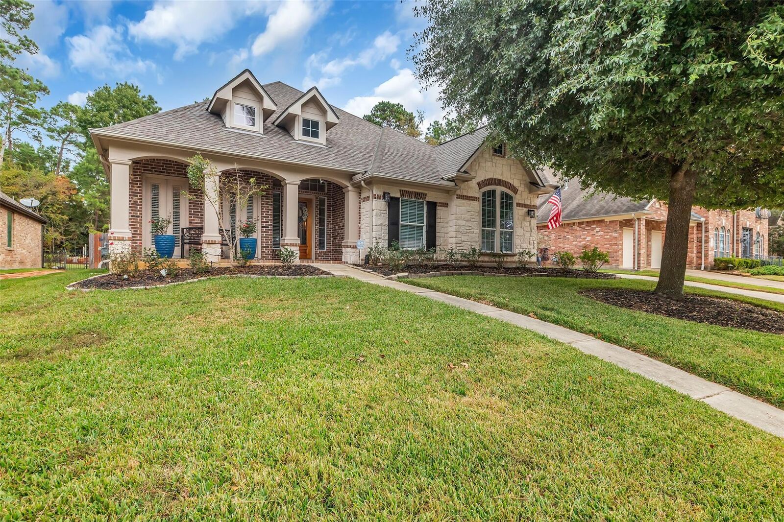 Property Photo:  1622 Beau Rivage  TX 77304 