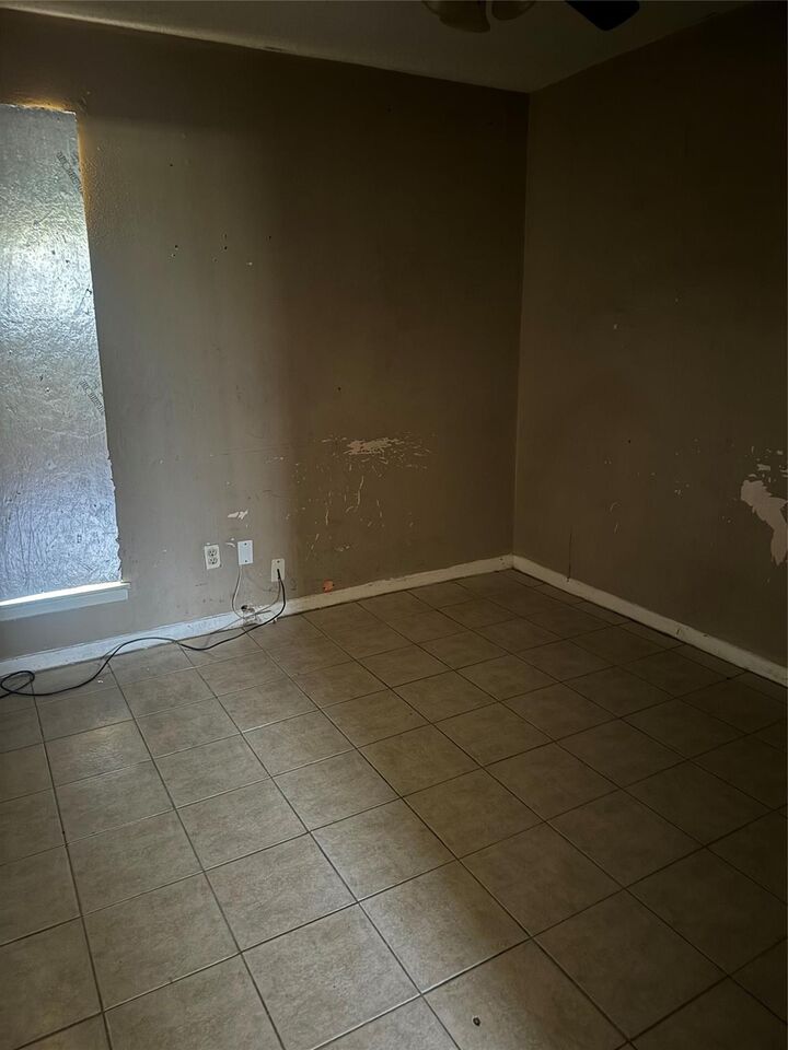 Property Photo: 11014 Dalebrook Drive TX 77016