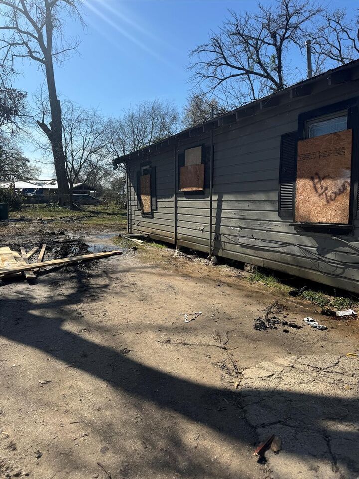 Property Photo: 5020 Fitch Street TX 77016