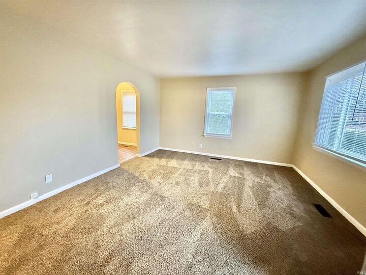 Property Photo:  1909 Taylor Avenue  IN 47714 