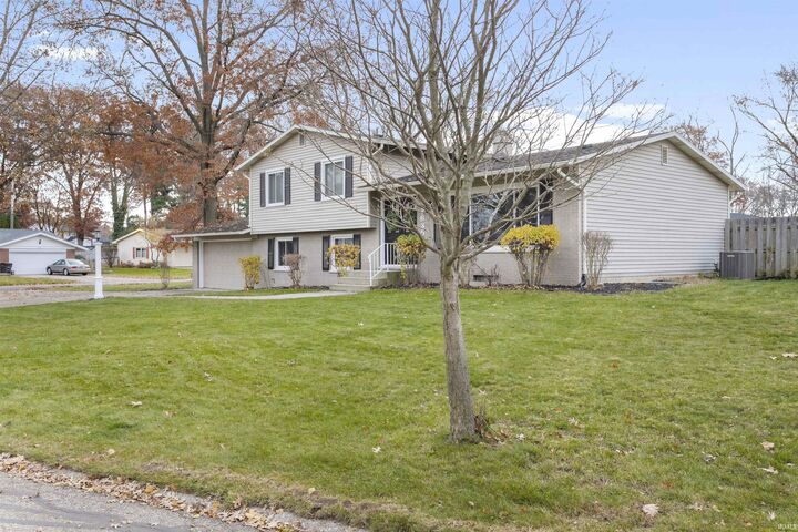 Property Photo:  1635 Springbrook Drive  IN 46514 