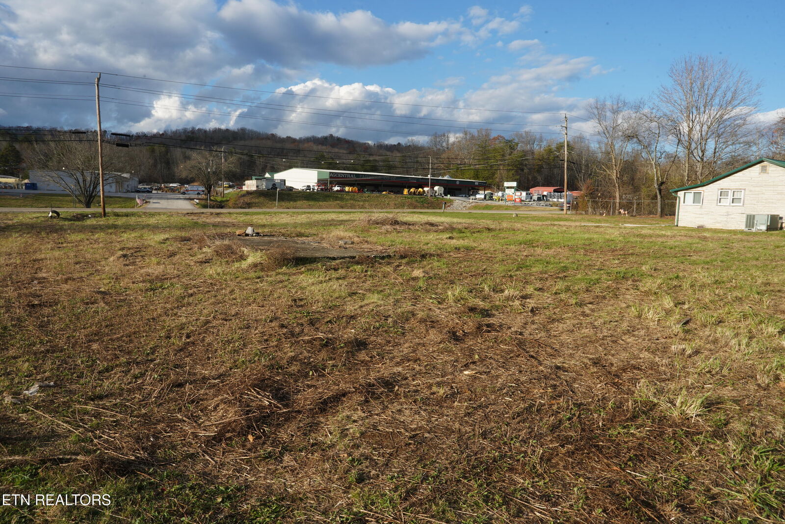 Property Photo:  3071 Roane State Hwy  TN 37748 