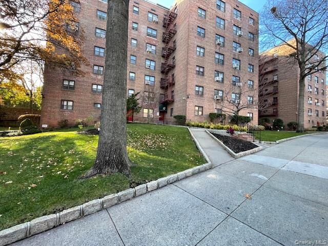 Property Photo:  87-30 204 Street Apt-A54  NY 11423 