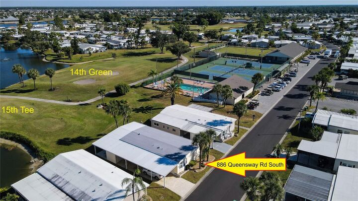 Property Photo: 2100 Kings Highway 886 FL 33980