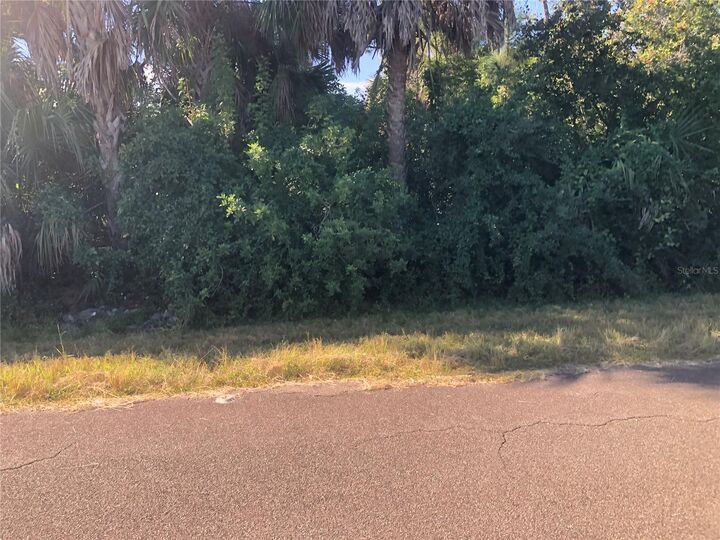 Property Photo: 4097 Talwell Street FL 33948