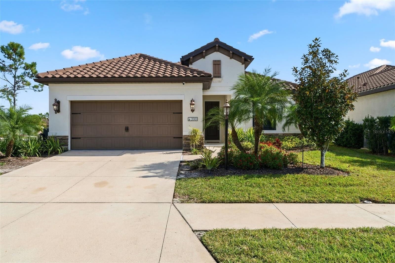 Property Photo:  200 Benedetto Court  FL 34275 