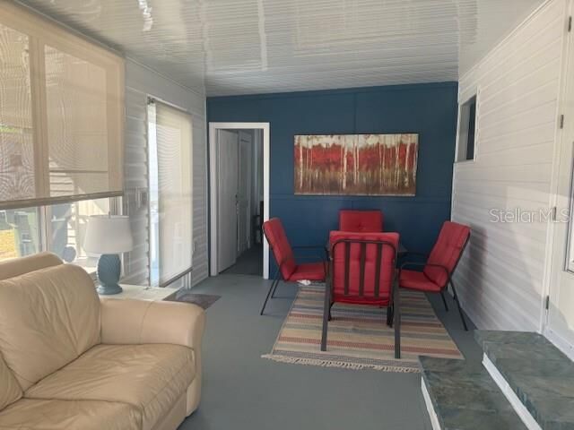 Property Photo:  26 Siesta Circle W  FL 34229 