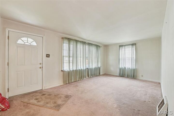 Property Photo: 7829 Utica Drive MO 63133