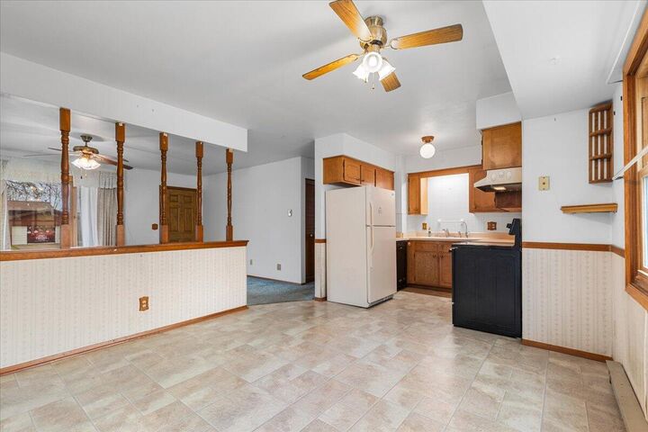 Property Photo: 900 Villa Park Dr WI 53090