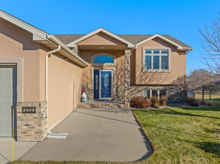 Property Photo:  3409 15th Street SW  ND 58701 