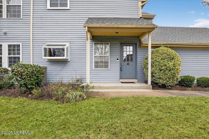 Property Photo: 5 Wingate Court 5D NJ 08831