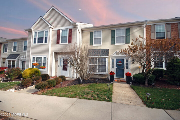 Property Photo:  19 Haverford Court 4  NJ 07728 