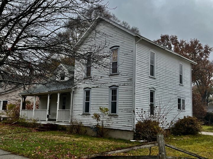 Property Photo: 1200 Washington Avenue MI 49417