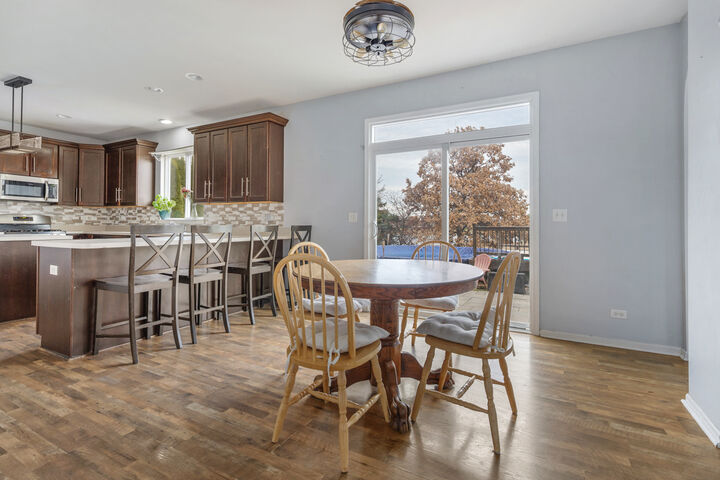 Property Photo: 1157 Clearwater Drive IL 60140