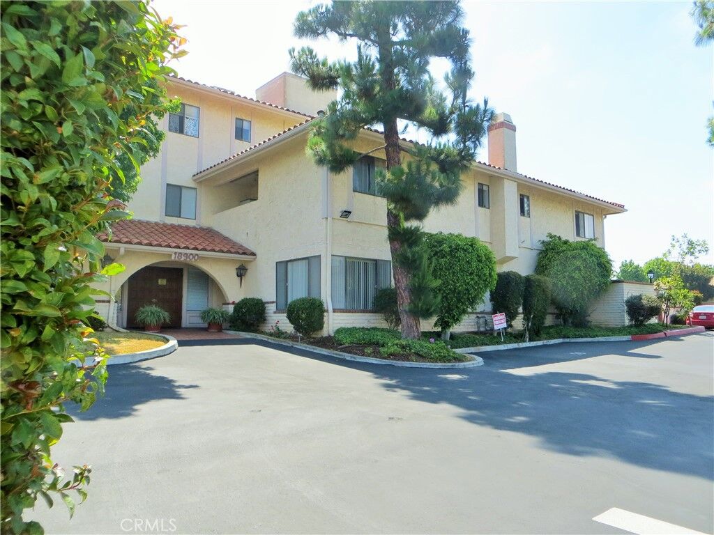 Property Photo: 18900 Delaware 43 CA 92648