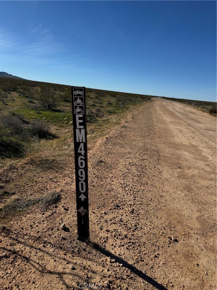 Property Photo:  111 Buckthorne Canyon Road  CA 92301 