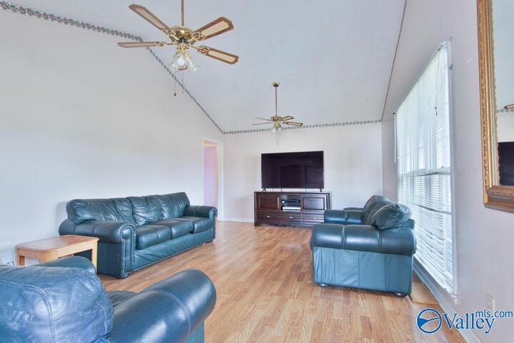 Property Photo:  187 Mylo Road NW  AL 35749 