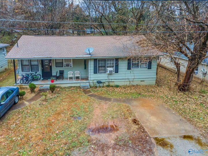 2704 Cave Avenue NW  Huntsville AL 35810 photo