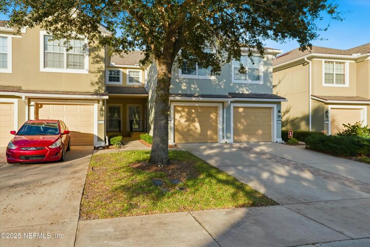 Property Photo: 6633 Jefferson Garden Court FL 32258