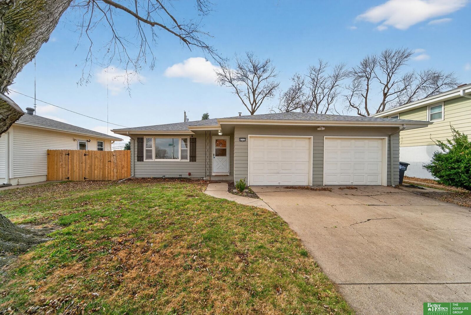 Property Photo: 6312 N 68 Street NE 68104