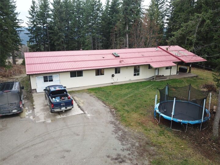 Photo de la propriété:  2550 Cody Road  BC V0E 1M7 
