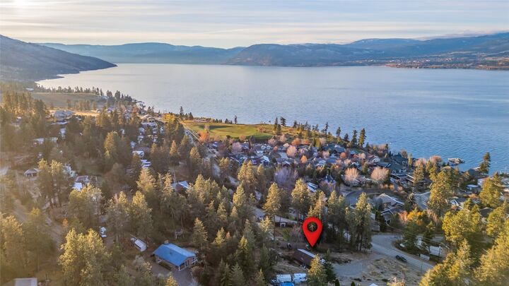 Photo de la propriété:  5127 Lakeshore Road  BC V1W 4J1 