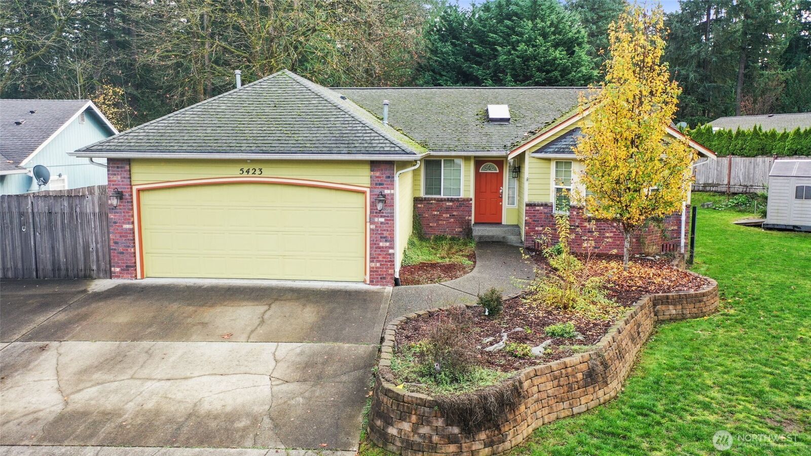 Property Photo:  5423  33rd Court SE  WA 98503 