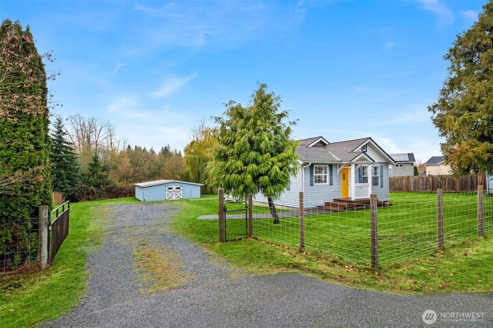 Property Photo:  1508  79th Avenue SE  WA 98258 